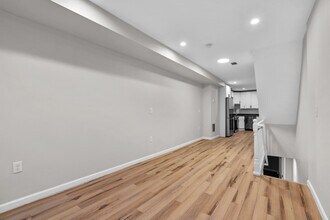 15 N Bradford St in Baltimore, MD - Building Photo - Building Photo