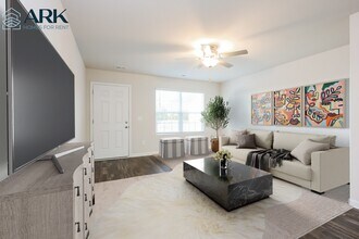 2127 Southlea Dr in Inman, SC - Building Photo - Building Photo