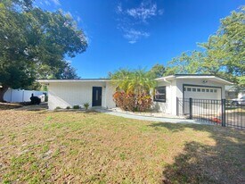 701 Denton Rd in Winter Park, FL - Building Photo