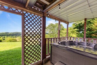 1730 Walnut Hill Ln in Sevierville, TN - Building Photo - Building Photo