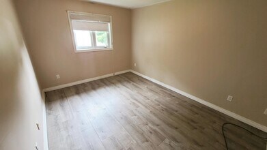 1B-374 John in Cobourg, ON - Building Photo - Building Photo