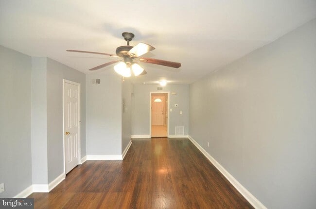 39 Galveston Pl SW in Washington, DC - Building Photo - Building Photo