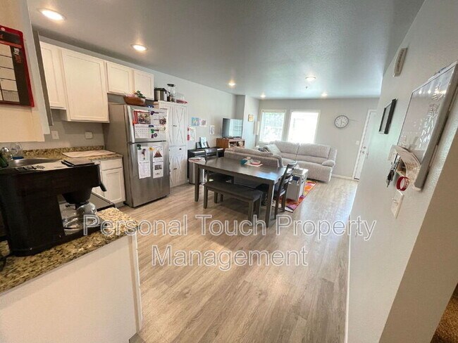 808 7th Ave S in Moorhead, MN - Building Photo - Building Photo