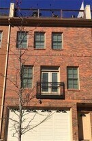 1290 Dahlgren Lane in Atlanta, GA - Building Photo