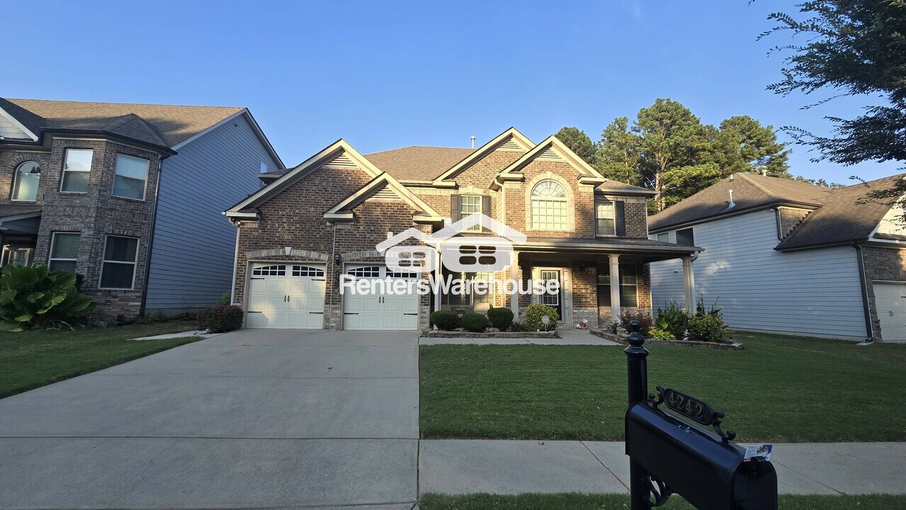 4242 Trillium Wood Trail SW in Snellville, GA - Building Photo