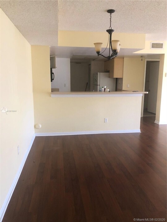 9288 W Atlantic Blvd-Unit -1111 in Coral Springs, FL - Foto de edificio