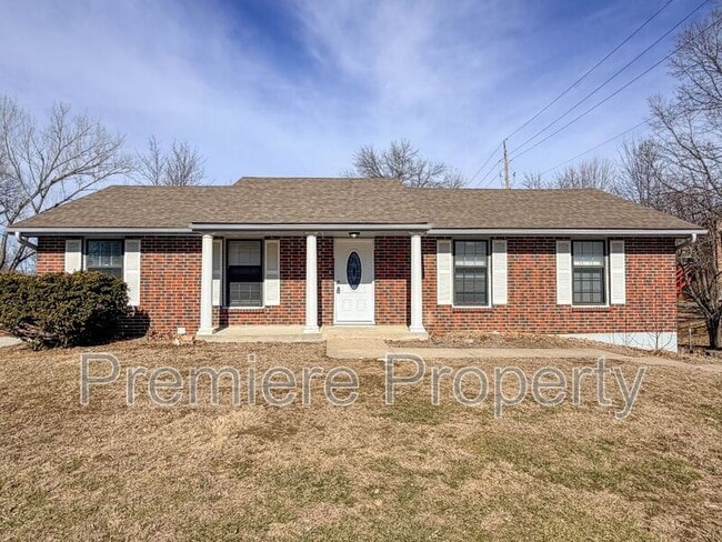 property at 5708 NW Raintree Ct