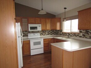 6840 Townsend St in Summerset, SD - Building Photo - Building Photo