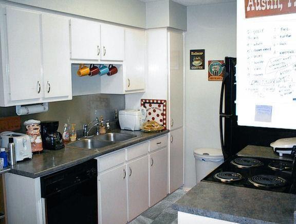 property at 106 E 30th St