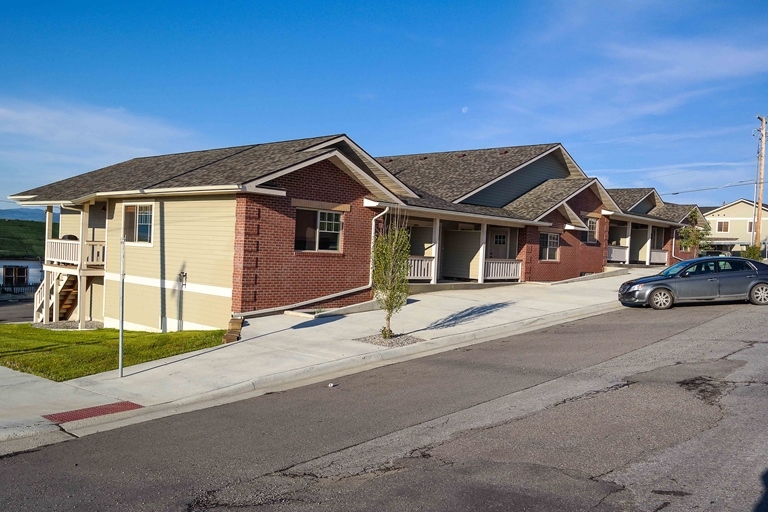 Montana Street Apartments in Butte, MT - Building Photo