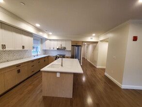 39 Herrick Rd in Newton, MA - Building Photo - Building Photo
