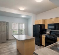 Villa del Sol Apartments in Kansas City, MO - Building Photo - Building Photo