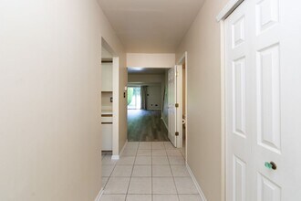 118 Allens Ln in Harrison Township, NJ - Building Photo - Building Photo