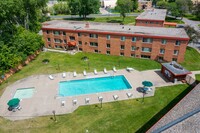 Diamond Eight Terrace in St. Anthony, MN - Building Photo - Building Photo