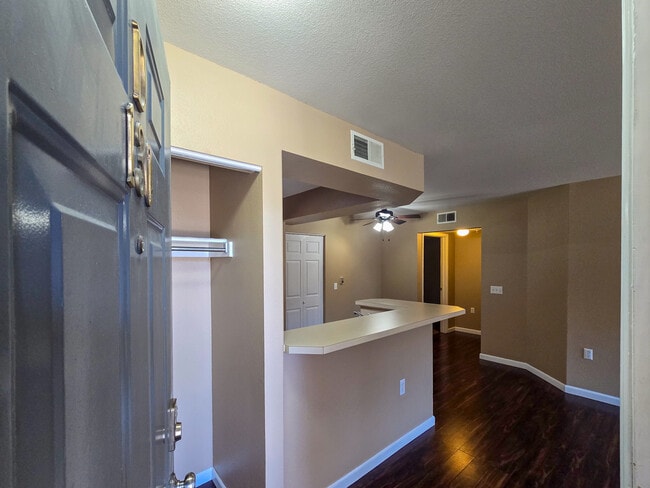 4545 Wheaton Dr in Fort Collins, CO - Foto de edificio - Building Photo