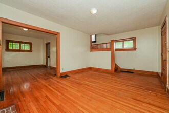 1242 Wilson Dr in Dayton, OH - Building Photo - Building Photo