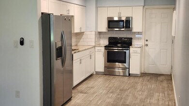 6819 N 12th St in Phoenix, AZ - Foto de edificio - Building Photo