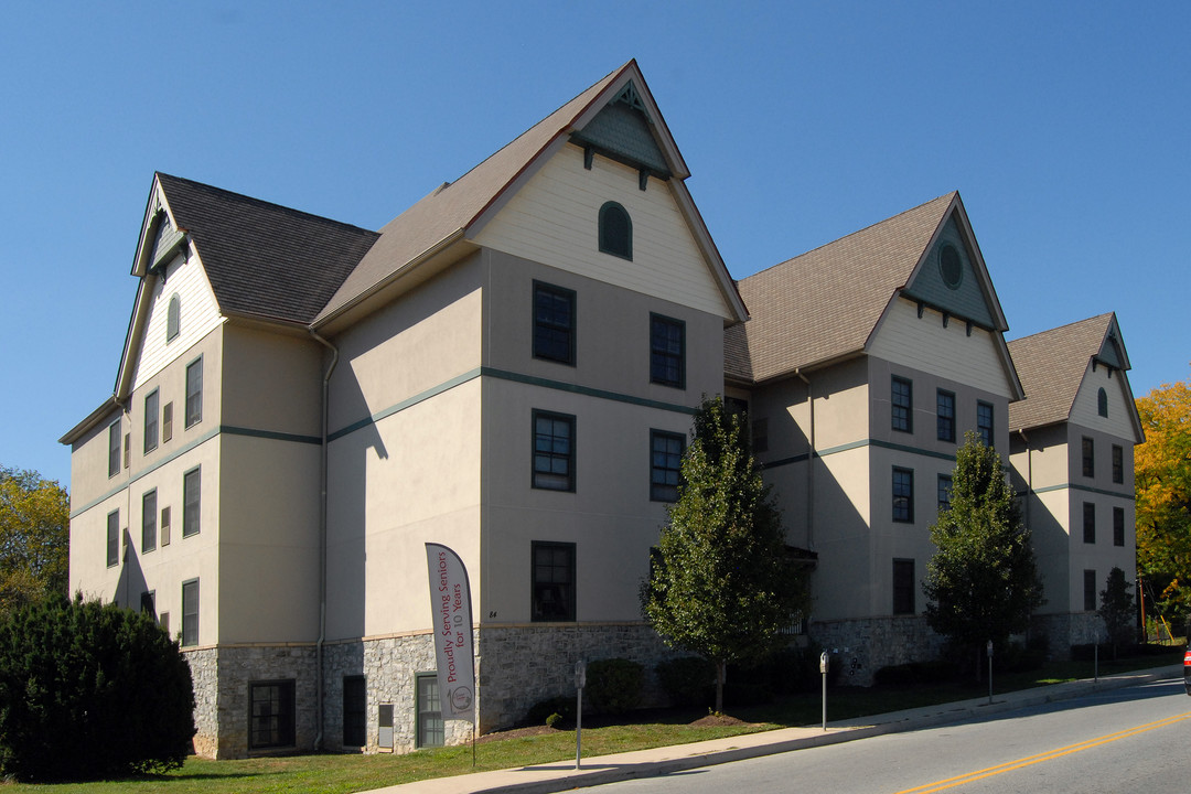 Simpson Gardens in Lansdowne, PA - Building Photo