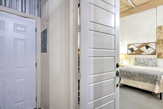 3704 San Bernardo Ave in Laredo, TX - Building Photo - Building Photo