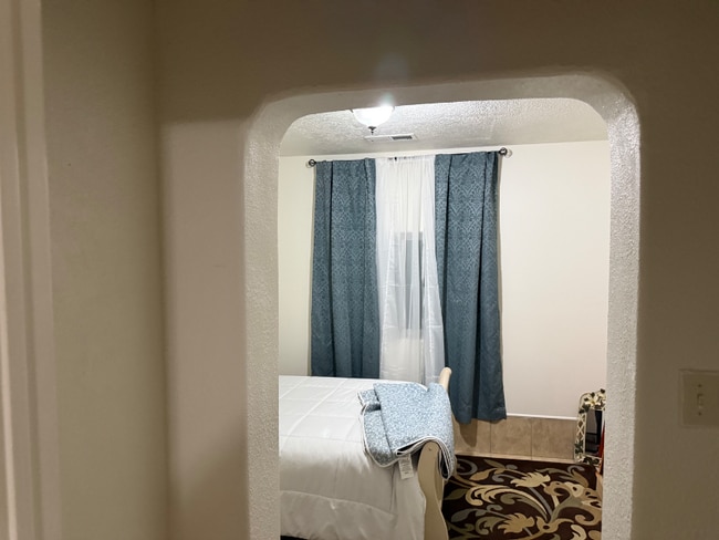 19 Garden Park Cir NW in Albuquerque, NM - Building Photo - Building Photo