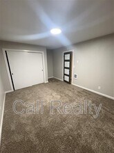 12324 E Broadway Ave in Spokane Valley, WA - Building Photo - Building Photo