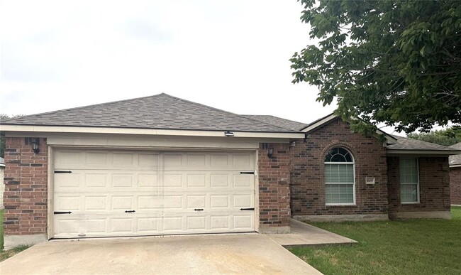 property at 1609 Paint Brush Dr