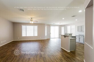 7120 S 24th Ln in Phoenix, AZ - Foto de edificio - Building Photo