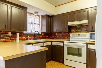 817 N 23rd St in Copperas Cove, TX - Building Photo - Building Photo