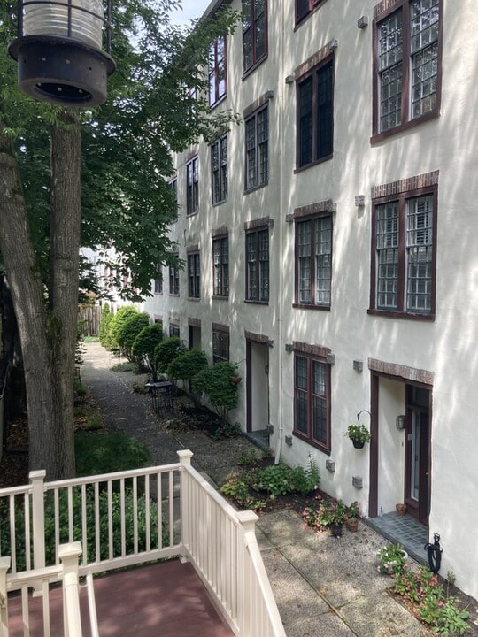 49 Bancroft Mills Rd in Wilmington, DE - Building Photo