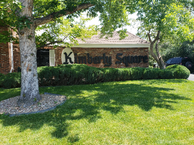 1284 Reed St in Lakewood, CO - Building Photo - Building Photo