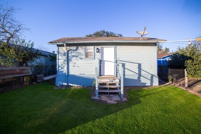 611 Rochambeau St in San Antonio, TX - Building Photo - Building Photo