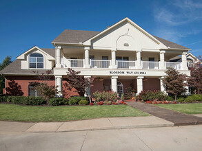 The Greens on Blossom Way I/II in Rogers, AR - Foto de edificio - Building Photo