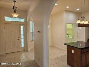 1050 Eleuthera Dr NE in Palm Bay, FL - Building Photo - Building Photo
