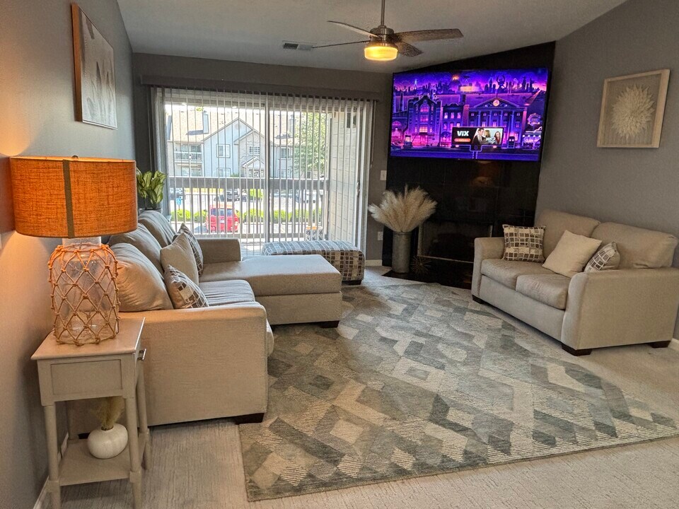 248 Legends Creek Pl in Indianapolis, IN - Building Photo