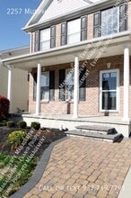 2257 Murphy Ln E in Troy, OH - Building Photo - Building Photo