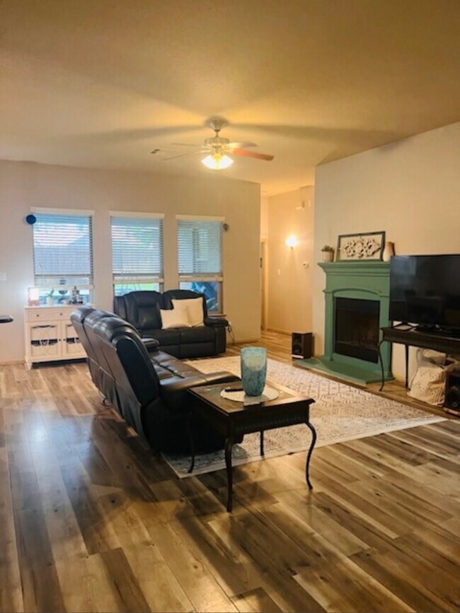 22054 Mission Canyon Ln in Porter, TX - Building Photo - Building Photo