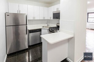 145 E 16th St in New York, NY - Building Photo