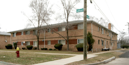 Rouge Valley Apartments in Detroit, MI - Building Photo - Building Photo