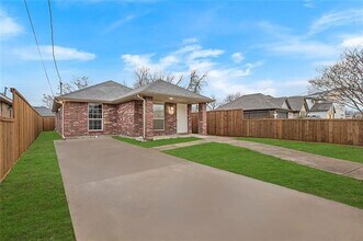 1948 Gallagher St in Dallas, TX - Building Photo - Building Photo