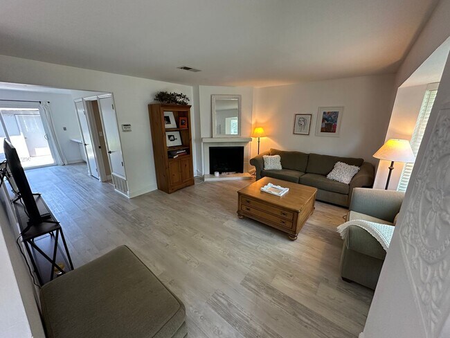 18 Sierra Ln in Walnut Creek, CA - Building Photo - Building Photo
