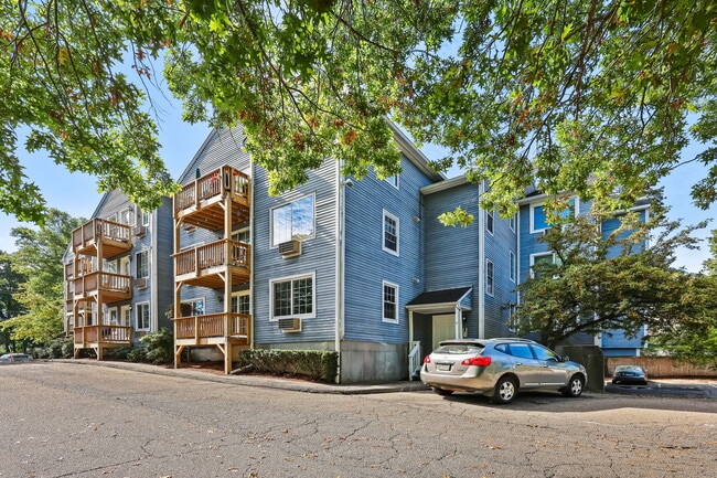 47 Cedar St