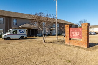Belvedere Apartments in West Memphis, AR - Building Photo - Building Photo