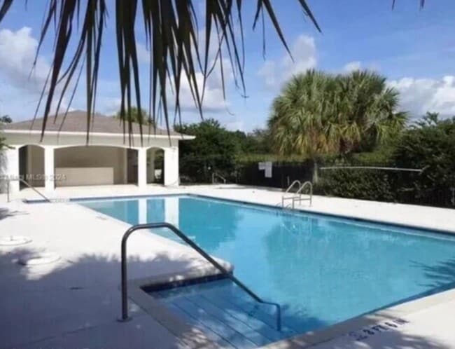 1520 Las Villas Blvd in Sebring, FL - Building Photo - Building Photo