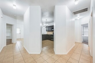 8924 Cold Harbor St, Unit 205 in Fort Worth, TX - Building Photo - Building Photo