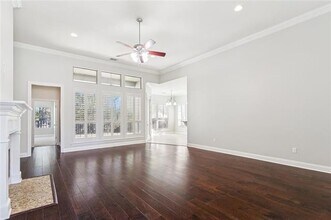 305 Brown Thrasher Loop S in Madisonville, LA - Foto de edificio - Building Photo