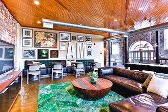 Alpha Mill in Charlotte, NC - Foto de edificio - Interior Photo