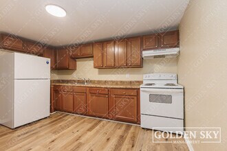 1609 S Gharkey St in Muncie, IN - Building Photo - Building Photo