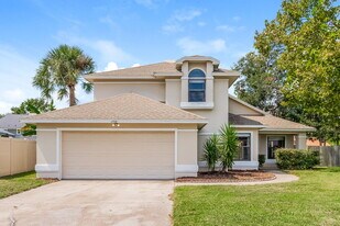 1738 Singing Palm Dr in Apopka, FL - Building Photo