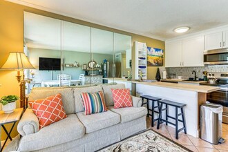 40 Folly Field Rd in Hilton Head Island, SC - Foto de edificio - Building Photo
