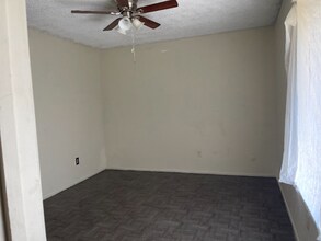 805 Cadillac Dr in Modesto, CA - Building Photo - Building Photo